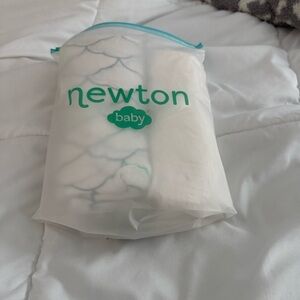 Newton Baby White Bath Set